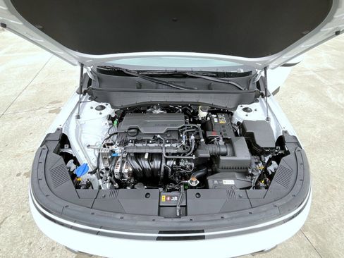 New 2026 Hyundai Kona SE AWD/4WD image 25