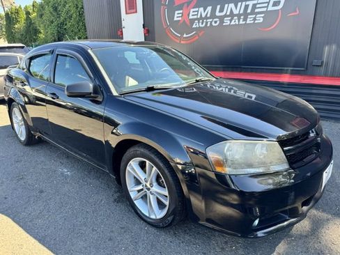 Used 2014 Dodge Avenger SXT w/ Sun/Sound Group FWD image 5