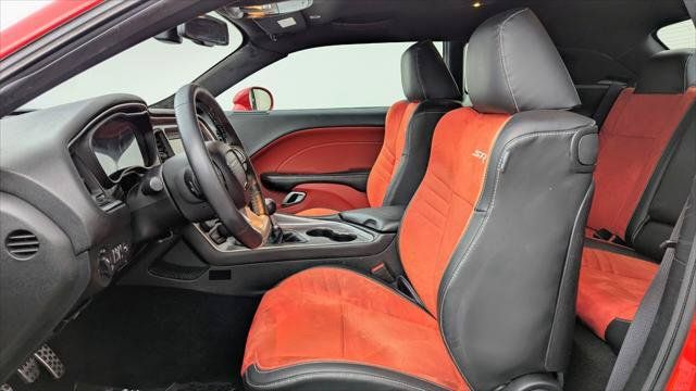 Used 2019 Dodge Challenger R/T w/ Blacktop Package RWD image 14