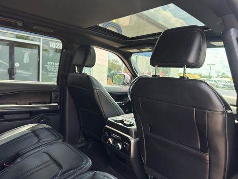 Used 2021 Ford Expedition Max Limited RWD image 15