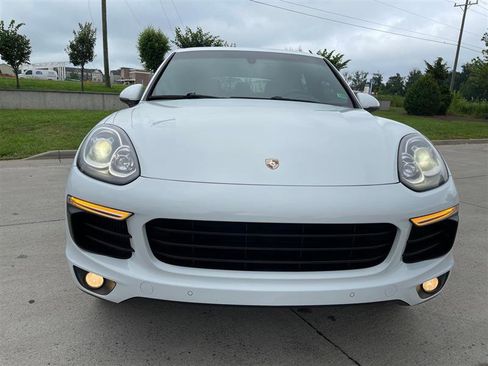 Used 2015 Porsche Cayenne S image 55