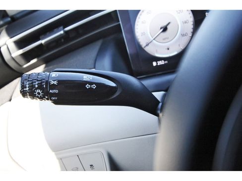 Used 2022 Hyundai Tucson SEL w/ Convenience Package image 20