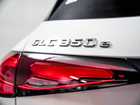 Certified 2025 Mercedes-Benz GLC 350e 4MATIC image 25