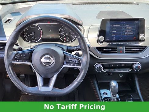 Used 2024 Nissan Altima 2.5 SR FWD image 27