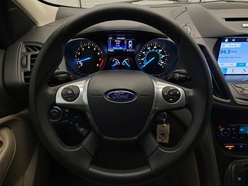 Used 2016 Ford Escape SE w/ Equipment Group 201A image 22