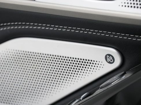 Used 2024 Ford Explorer ST w/ Technology Package image 23