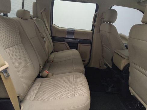 Used 2017 Ford F150 XLT w/ Equipment Group 302A Luxury image 19