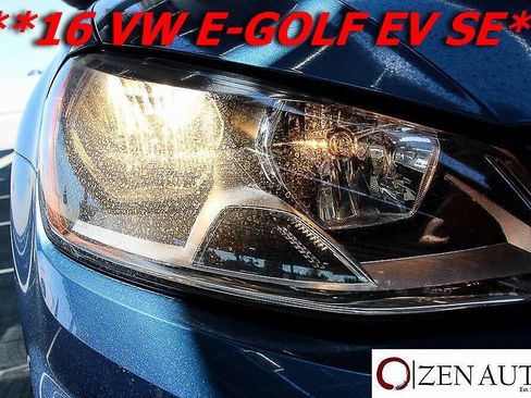 Used 2016 Volkswagen e-Golf SE FWD image 38