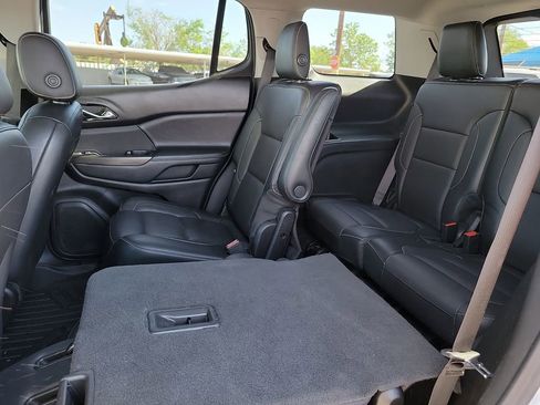 Used 2018 GMC Acadia SLT image 8