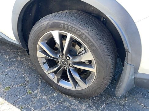 Certified 2023 INFINITI QX60 Luxe image 3