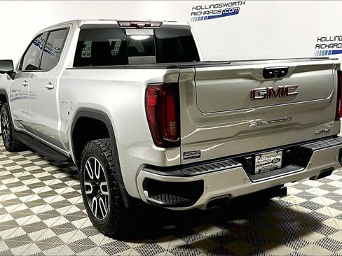 Used 2022 GMC Sierra 1500 AT4 w/ AT4 Premium Package image 8