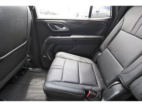 Used 2024 Chevrolet Tahoe RST w/ Luxury Package RWD image 12