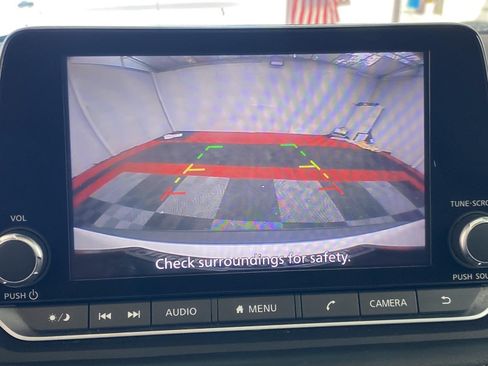 Used 2022 Nissan Rogue SV w/ SV Premium Package AWD/4WD image 25