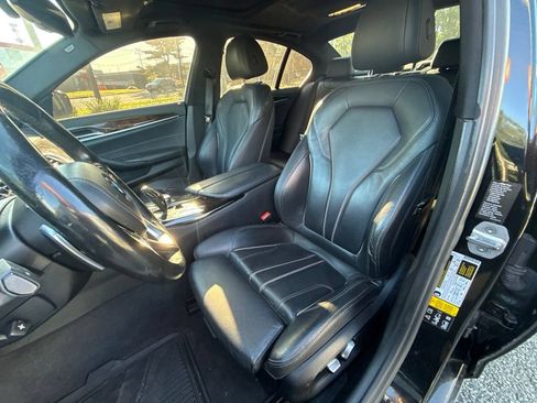 Used 2017 BMW 530i xDrive AWD/4WD image 9
