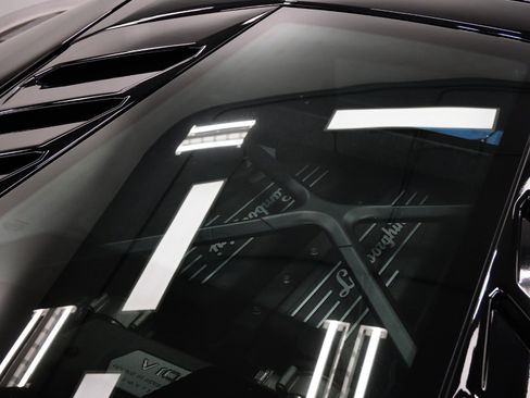 Used 2019 Lamborghini Huracan LP 580-2 RWD image 33