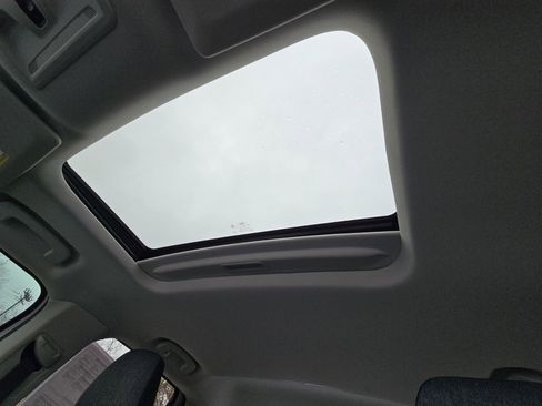 Certified 2025 Ford Maverick XLT w/ XLT Luxury Package image 19