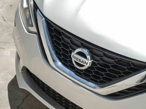 Used 2017 Nissan Sentra S FWD image 9