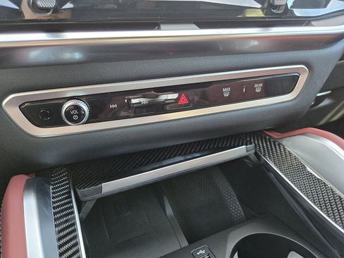 New 2026 BMW X6 M60i w/ Climate Comfort Package image 22