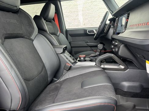 New 2025 Ford Bronco Raptor image 17