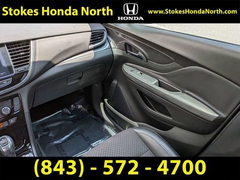 Used 2021 Buick Encore Preferred w/ Safety Package FWD image 22