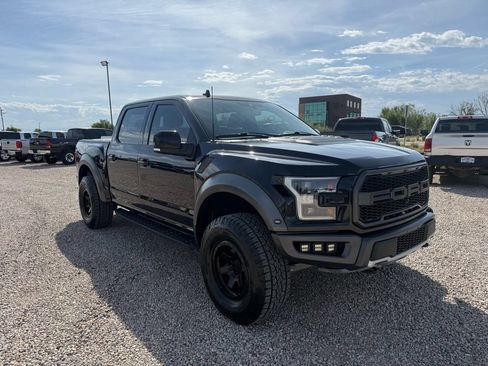 Used 2019 Ford F150 Raptor w/ Equipment Group 802A Luxury AWD/4WD image 2