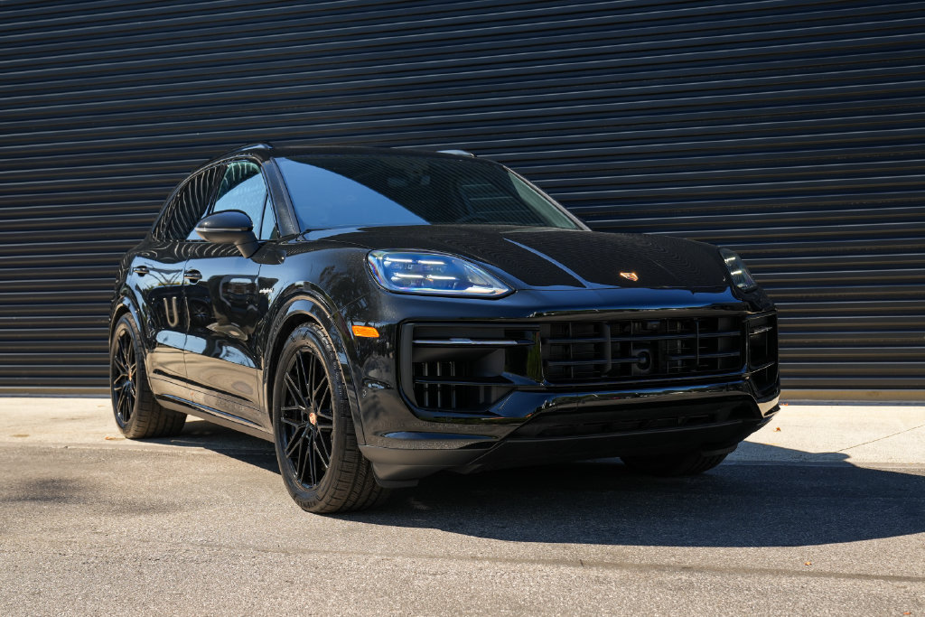Certified 2026 Porsche Cayenne E-Hybrid AWD/4WD image 40