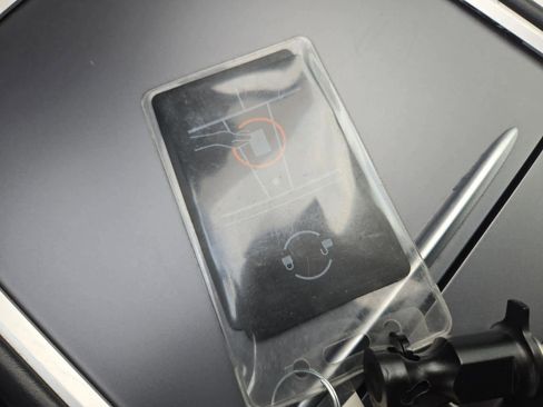 Used 2021 Tesla Model 3 Performance image 31