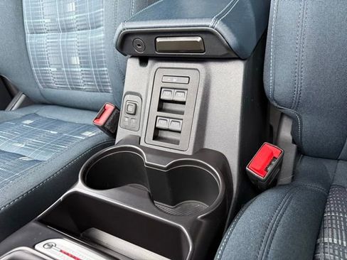 Certified 2025 Ford Bronco Heritage Edition image 37