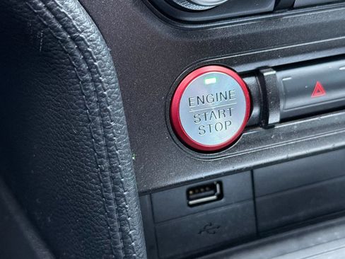 Used 2019 Ford Mustang Coupe image 21