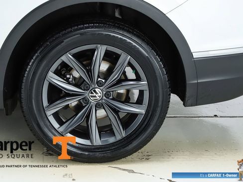 Used 2023 Volkswagen Tiguan SE image 44
