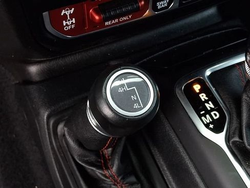 Used 2021 Jeep Gladiator Rubicon AWD/4WD image 20