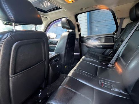 Used 2013 Chevrolet Tahoe LT w/ Luxury Package AWD/4WD image 10