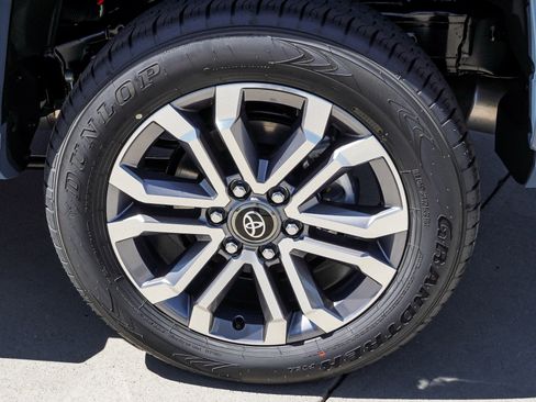New 2026 Toyota 4Runner Limited AWD/4WD image 13