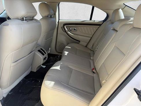 Used 2013 Ford Taurus Limited image 22