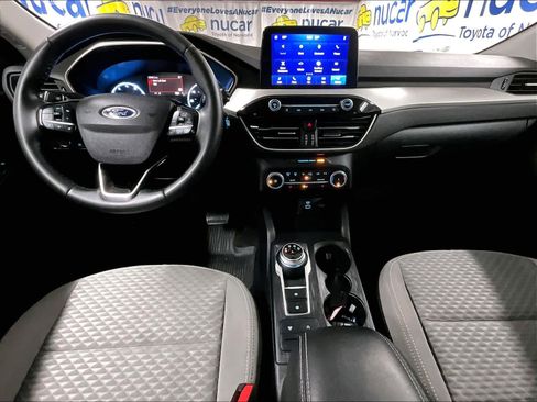 Used 2022 Ford Escape SE w/ Cold Weather Package image 21