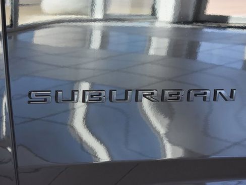 New 2026 Chevrolet Suburban Z71 w/ Z71 Off-Road Package image 10