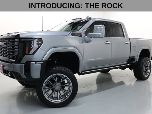 Used 2025 GMC Sierra 2500 Denali Ultimate AWD/4WD image 2