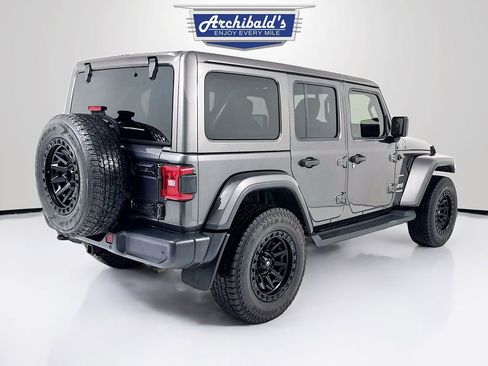 Used 2020 Jeep Wrangler Unlimited Sahara w/ Uconnect 4C Nav & Sound Group image 6