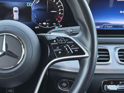 Used 2024 Mercedes-Benz GLE 450e 4MATIC image 14