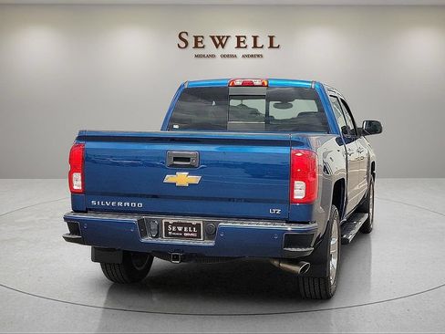 Used 2018 Chevrolet Silverado 1500 LTZ Z71 w/ LTZ Plus Package AWD/4WD image 5
