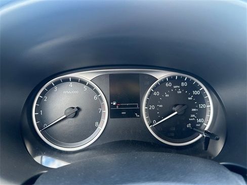 New 2025 Nissan Kicks Play S image 19