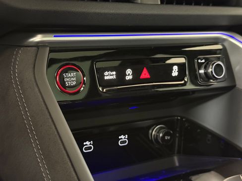 New 2025 Audi SQ5 Premium Plus image 25