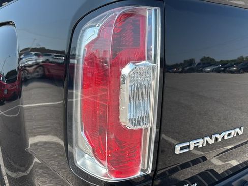 Used 2019 GMC Canyon Denali AWD/4WD image 11