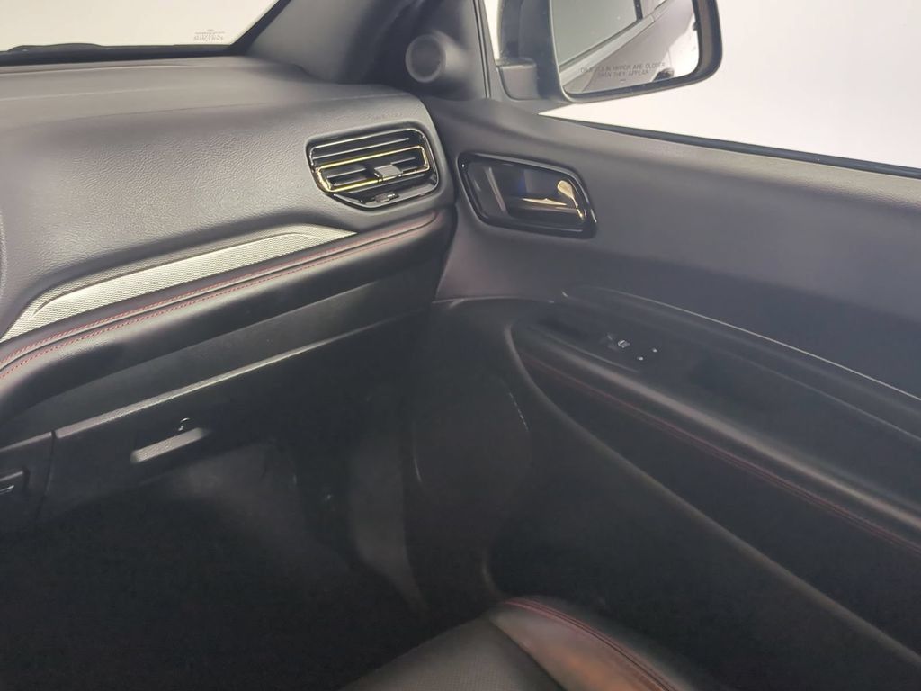 Used 2024 Dodge Durango GT RWD image 21
