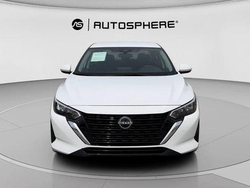 Used 2024 Nissan Sentra SV image 2