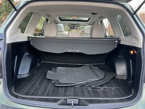 Used 2017 Subaru Forester 2.5i Premium w/ Popular Package #2A image 28