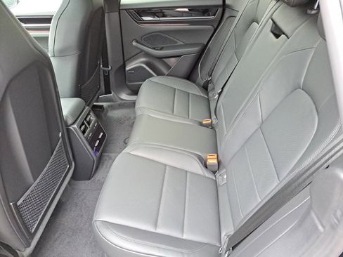 Used 2025 Porsche Macan 4S Electric image 19