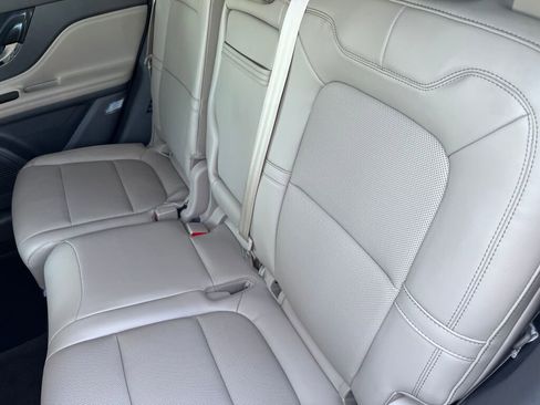 Used 2022 Lincoln Corsair FWD w/ Equipment Group 101A image 23