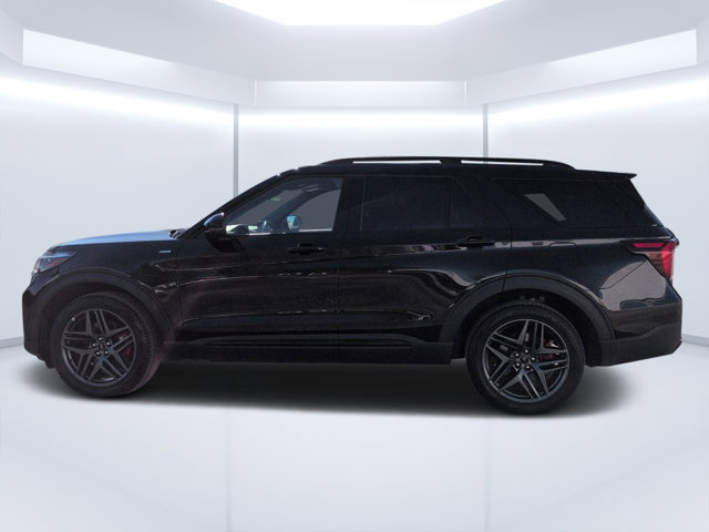 Used 2025 Ford Explorer ST-Line w/ ST-Line Street Pack AWD/4WD image 6