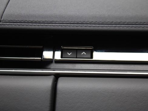 Used 2024 Land Rover Range Rover Sport Dynamic SE image 30